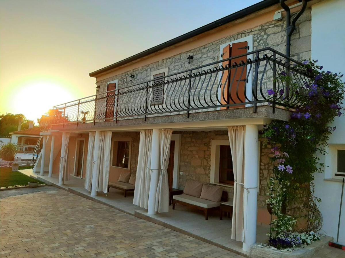 Villa Alma Kastelir Ngoại thất bức ảnh