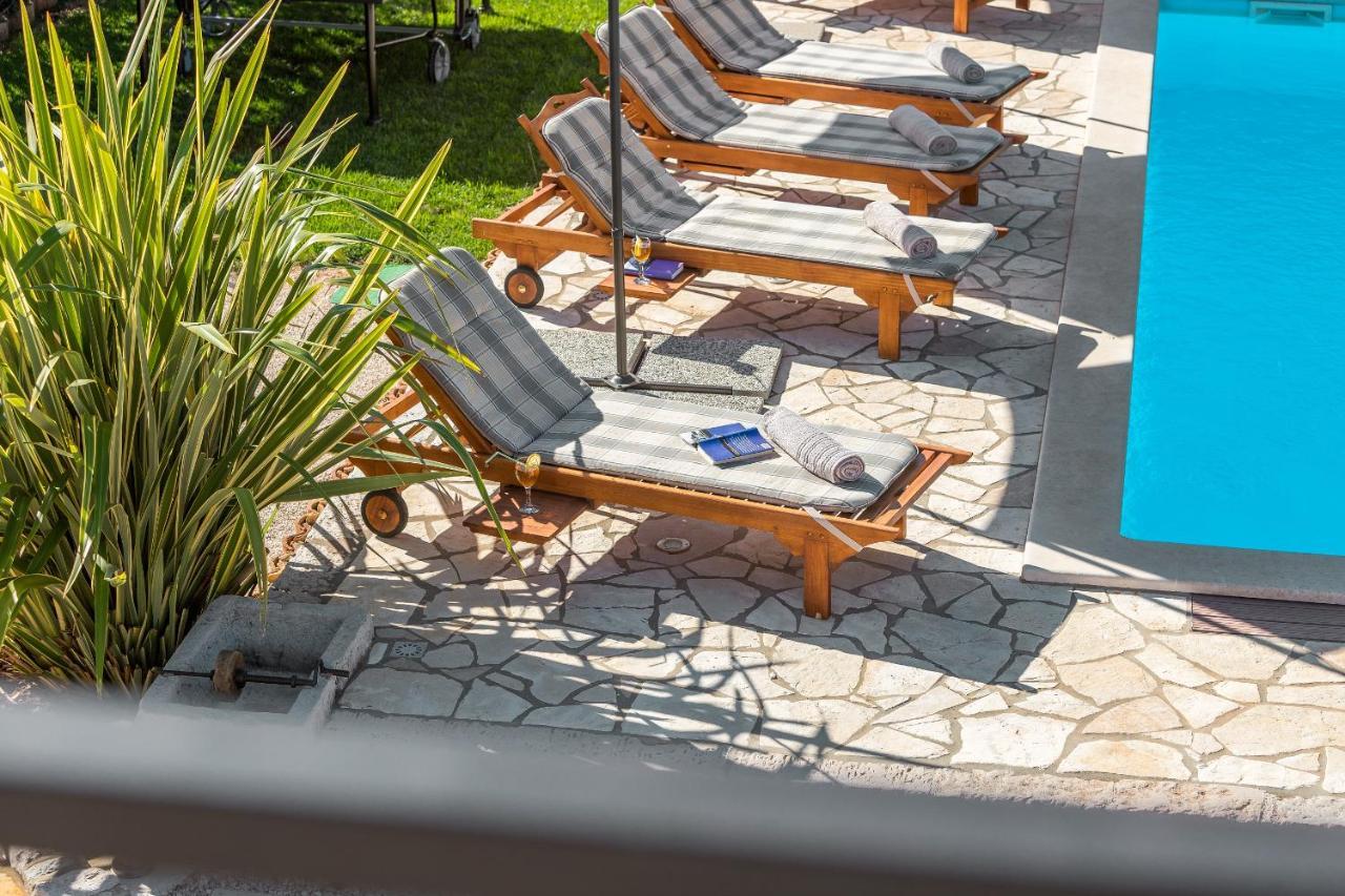 Villa Alma Kastelir Ngoại thất bức ảnh