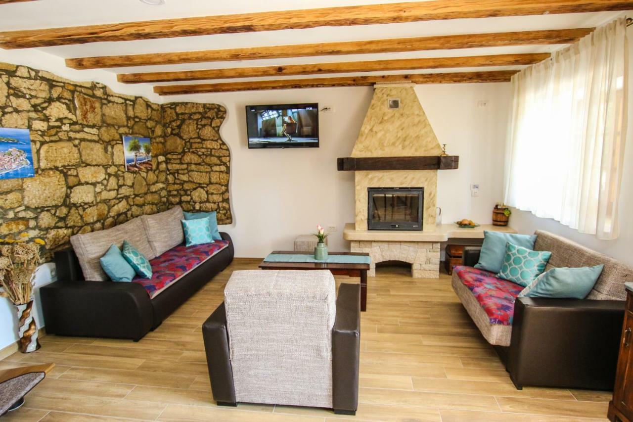 Villa Alma Kastelir Ngoại thất bức ảnh