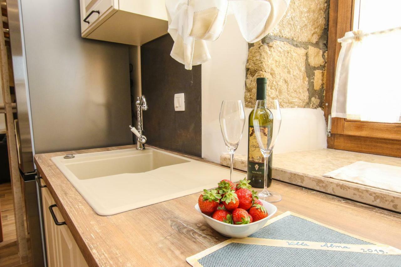 Villa Alma Kastelir Ngoại thất bức ảnh